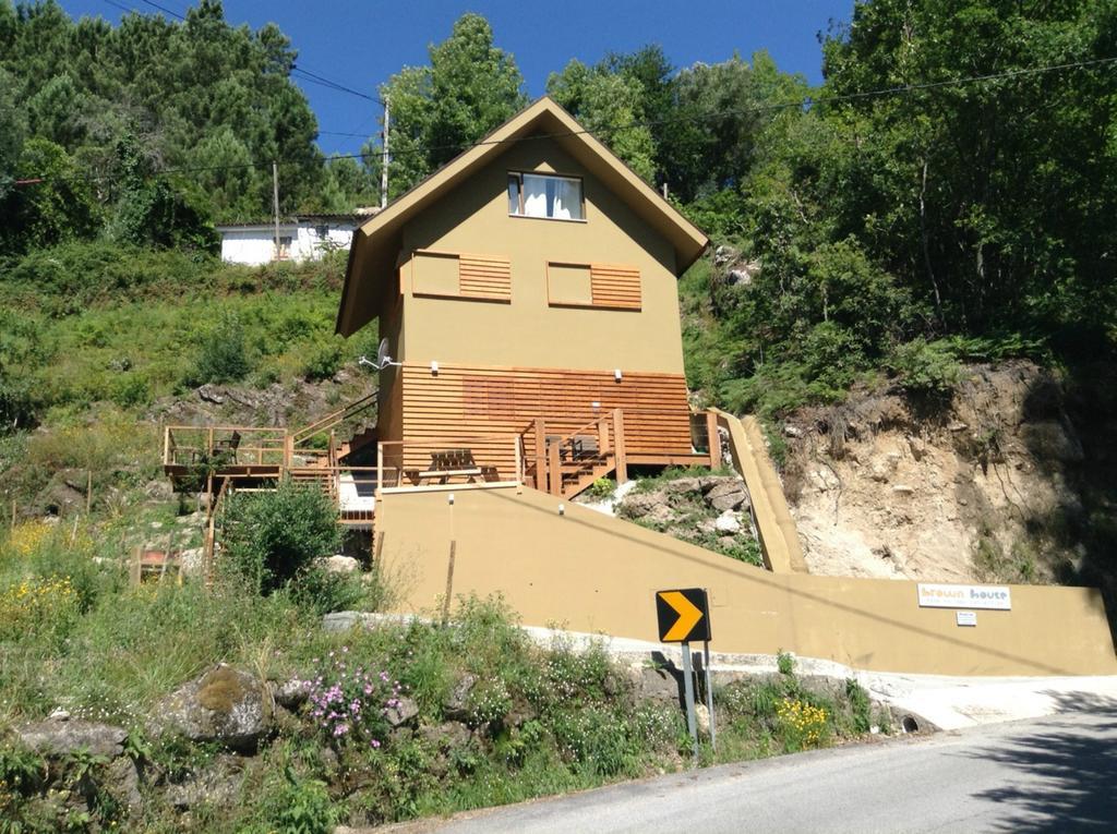 Brown House Βίλα Geres Εξωτερικό φωτογραφία